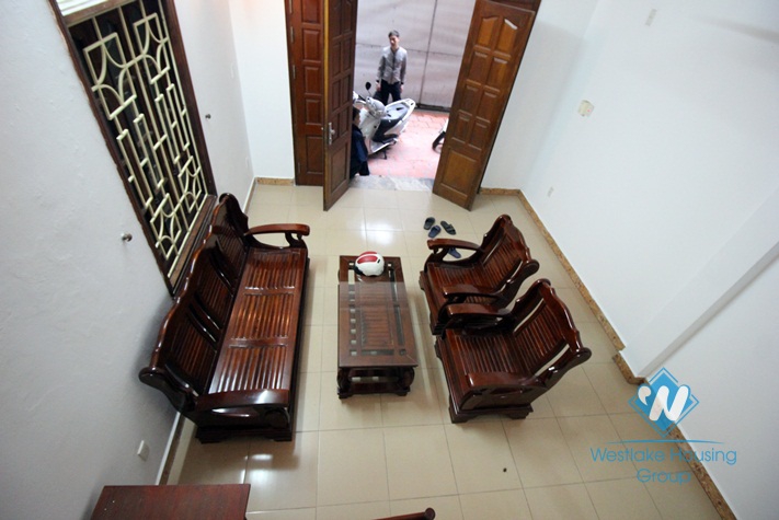 A cosy and good priced house with 4 bedrooms for rent in Tay Ho district